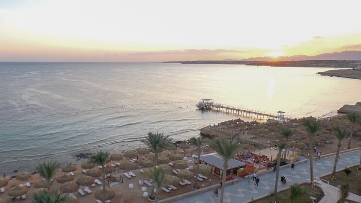 Sunrise Remal Beach Resort